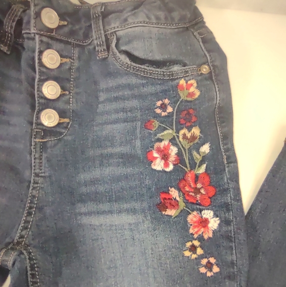 Embroidered Jeggings  12 - Picture 6 of 11